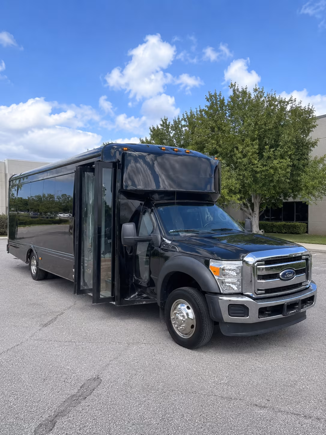 Baton Rouge Winery Tour & Pub Crawl Transportation