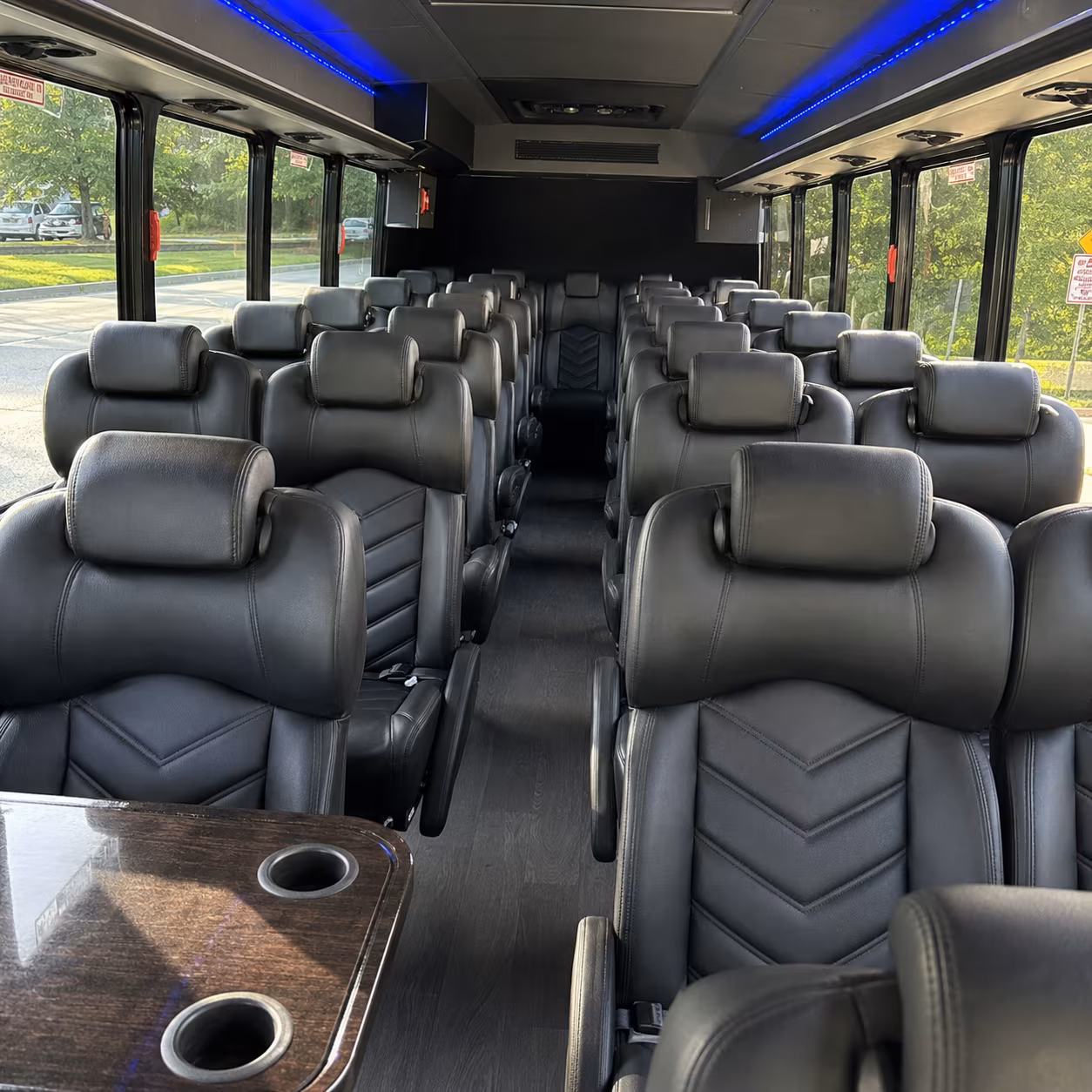 New Orleans Airport Shuttle & Transportation party bus exterior