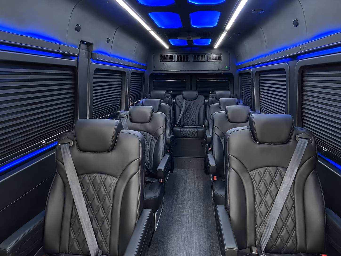 New Orleans Airport Shuttle & Transportation party bus exterior