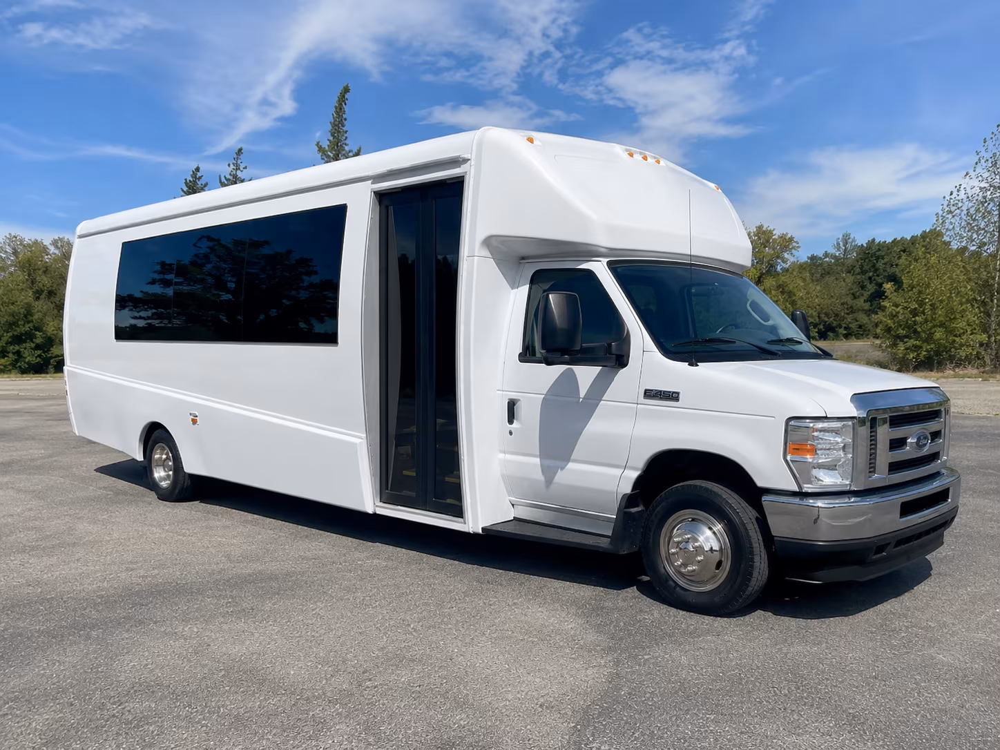 New Orleans Prom & Homecoming Transportation party bus exterior